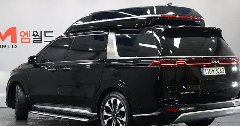 Kia Carnival 