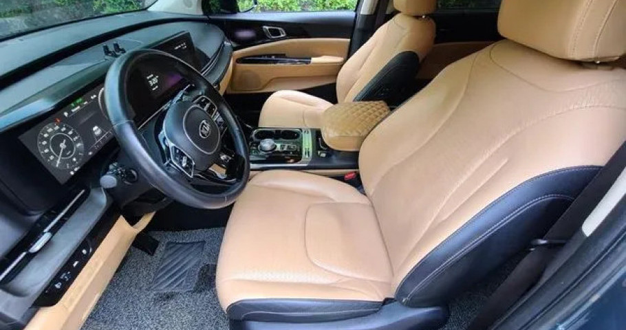 Kia Carnival 