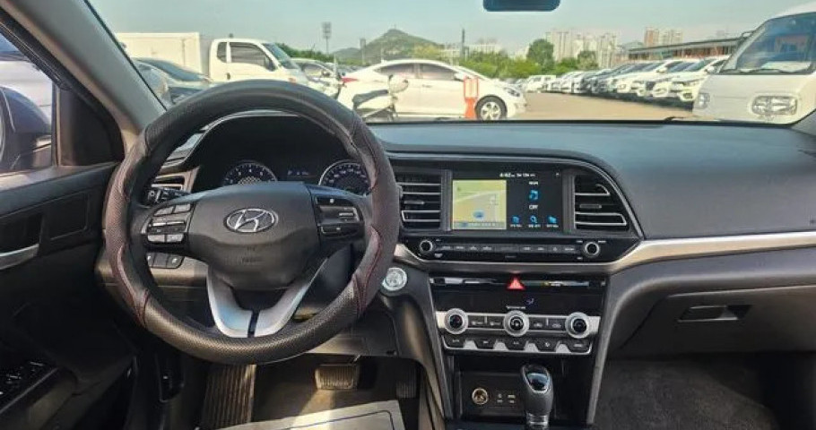 Hyundai Avante (Elantra) 