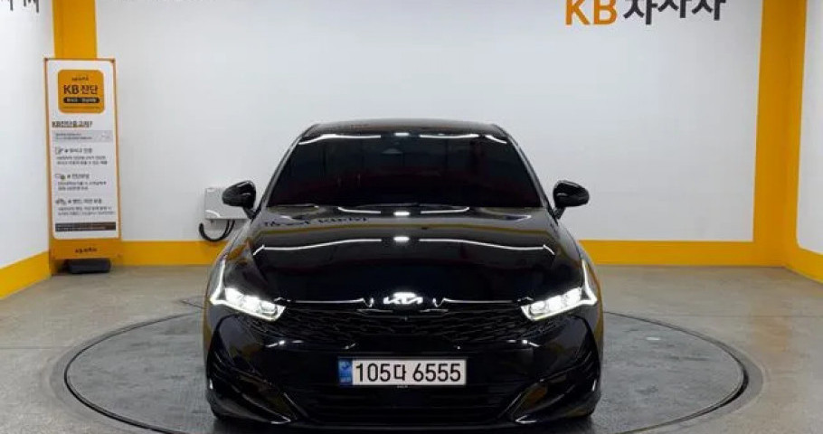 Kia K5 