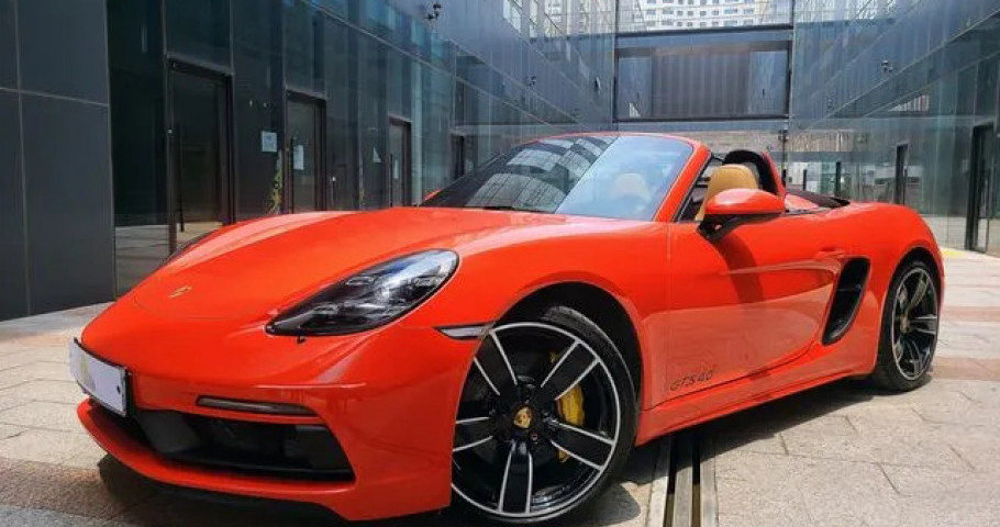 Porsche 718 