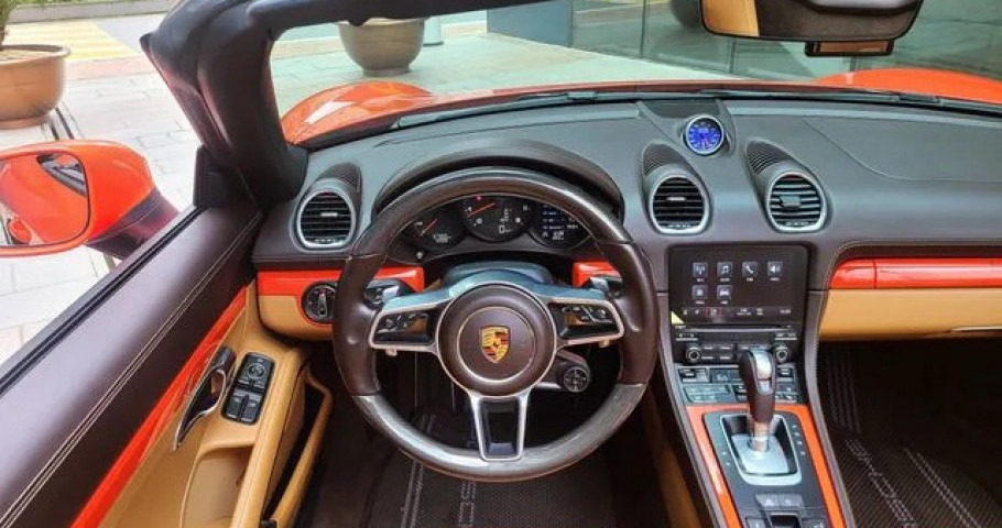 Porsche 718 