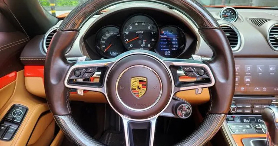 Porsche 718 