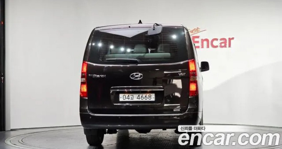 Hyundai Starex 