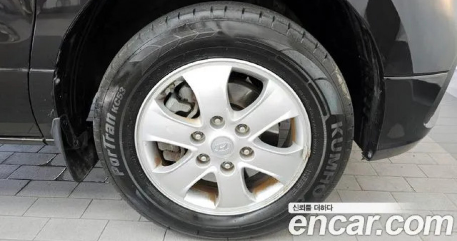 Hyundai Starex 