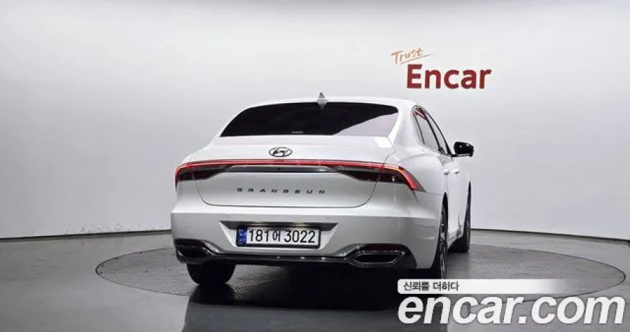 Hyundai Grandeur 
