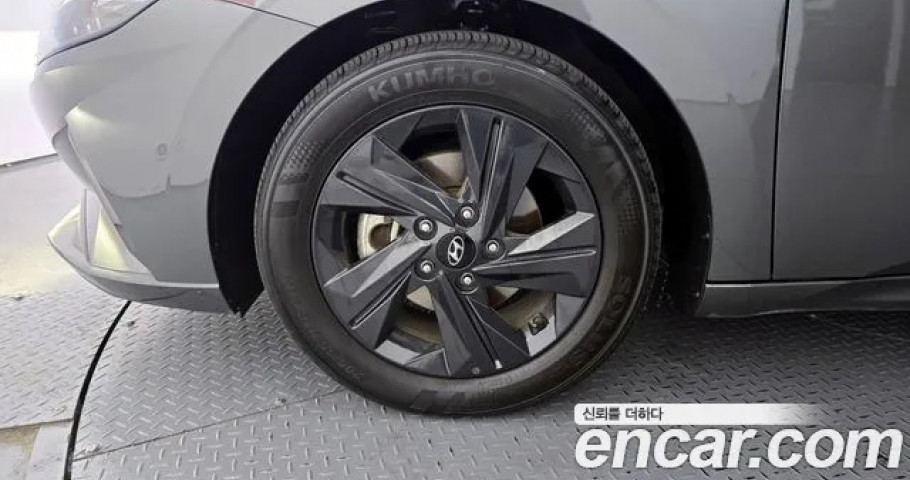 Hyundai Avante (Elantra) 