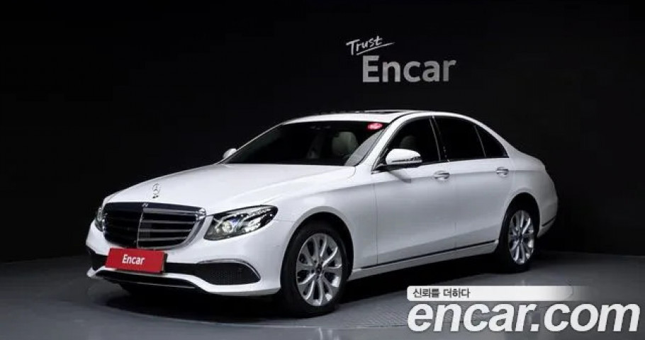 Mercedes-Benz E-Class 