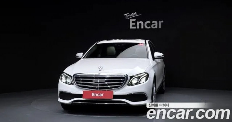 Mercedes-Benz E-Class 