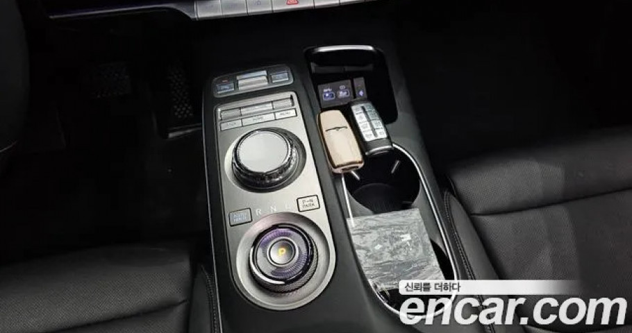 Genesis Gv70 