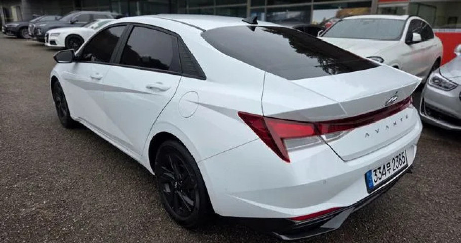 Hyundai Avante (Elantra) 