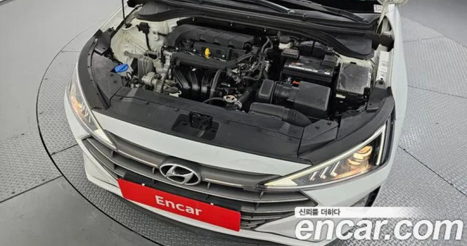 Hyundai Avante (Elantra) 