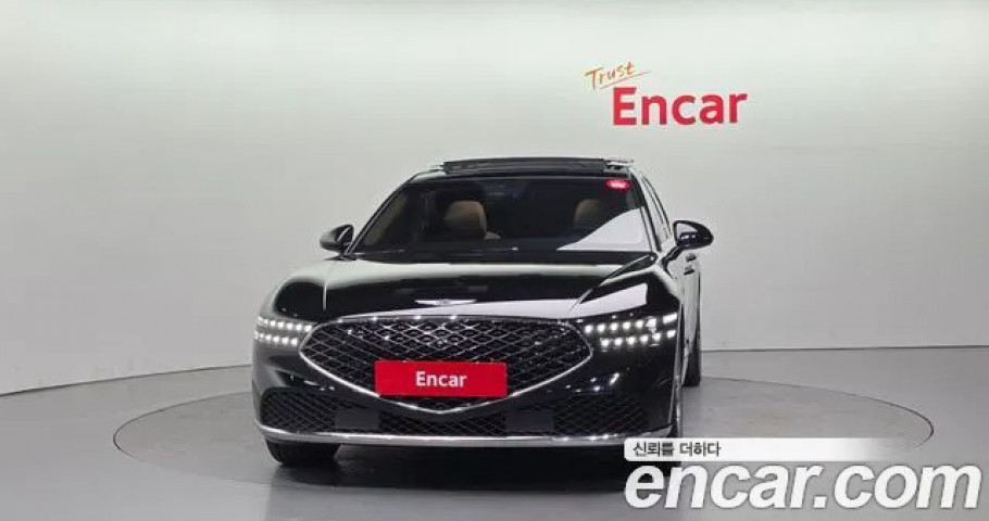 Genesis G90 