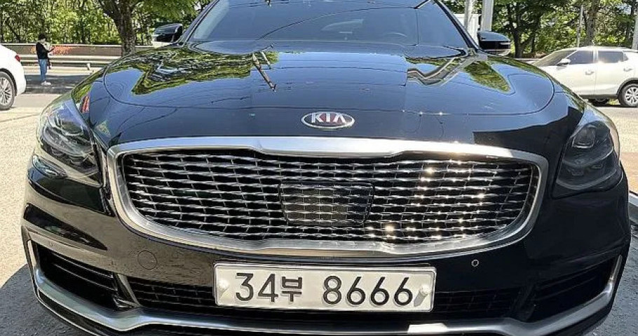 Kia K9 