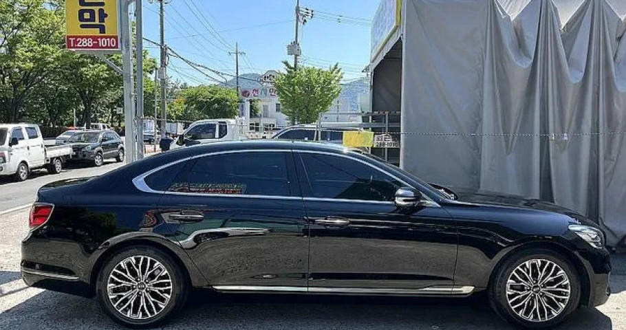Kia K9 