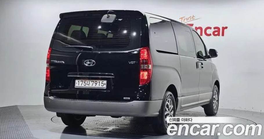 Hyundai Starex 
