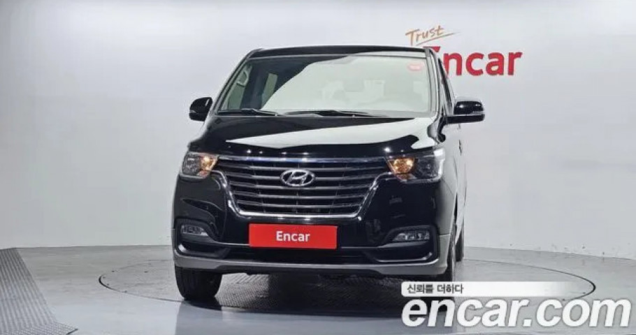 Hyundai Starex 