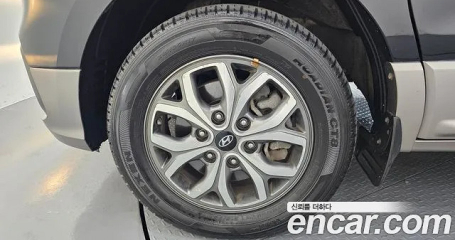 Hyundai Starex 