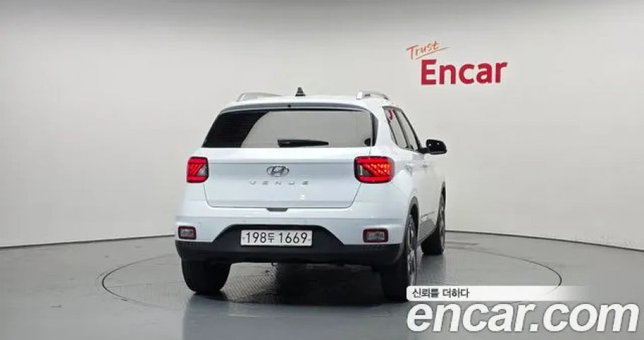 Hyundai Venue 
