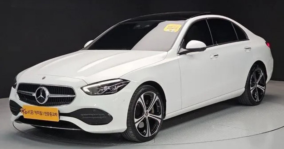 Mercedes-Benz C-Class 