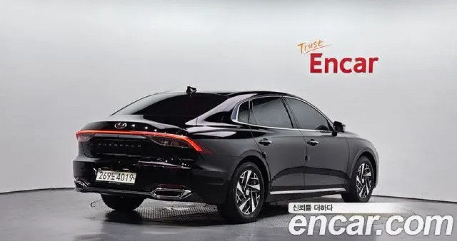 Hyundai Grandeur 