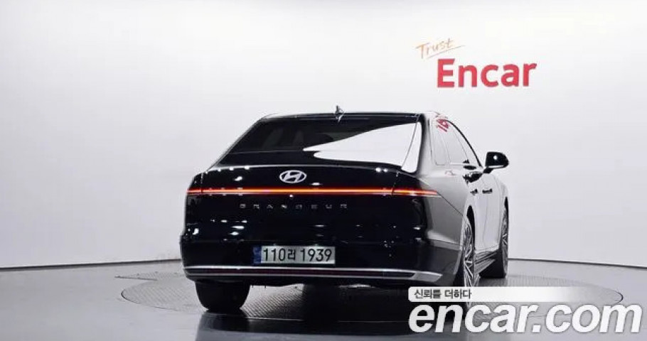 Hyundai Grandeur 