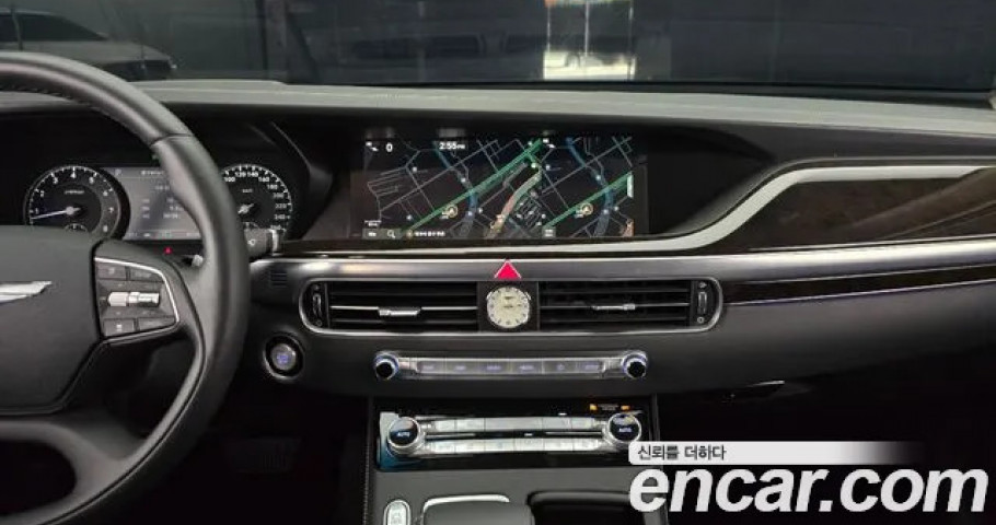 Genesis G90 