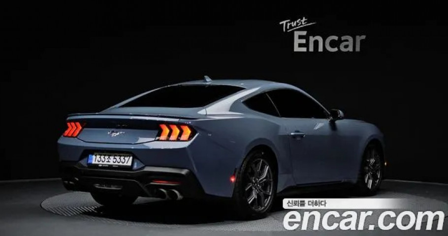 Ford Mustang 