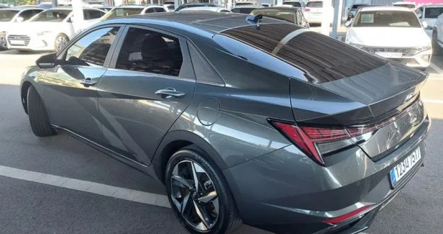 Hyundai Avante (Elantra) 