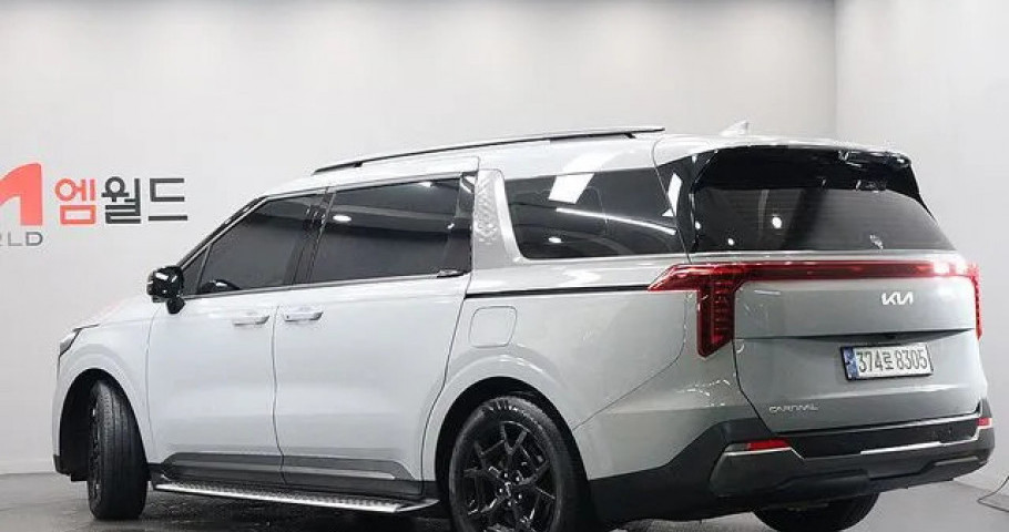 Kia Carnival 