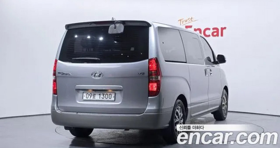 Hyundai Starex 
