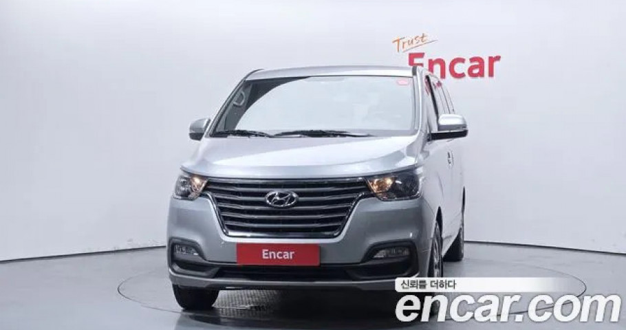 Hyundai Starex 