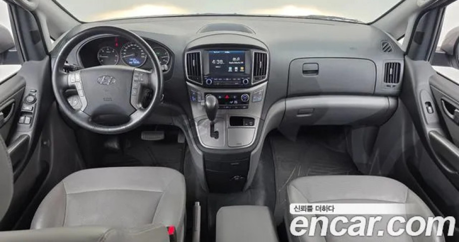 Hyundai Starex 