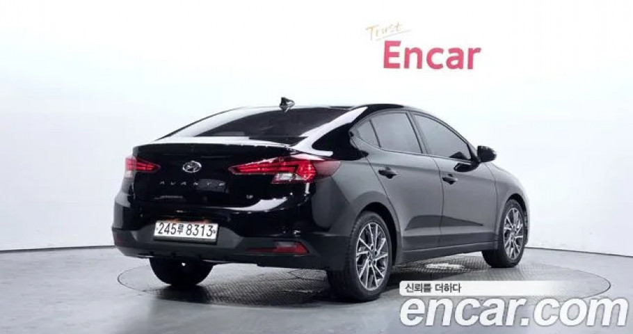 Hyundai Avante (Elantra) 