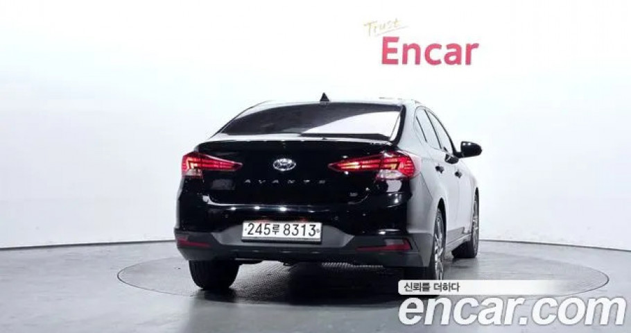 Hyundai Avante (Elantra) 