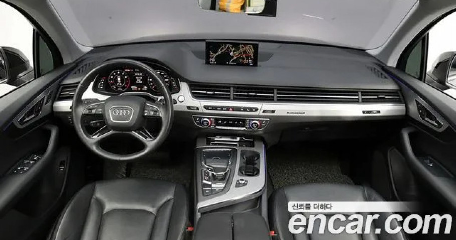 Audi Q7 