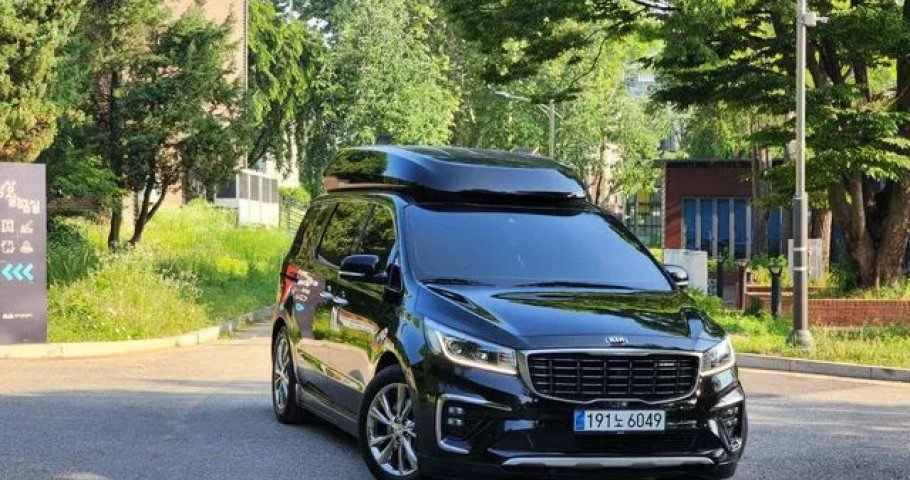Kia Carnival 