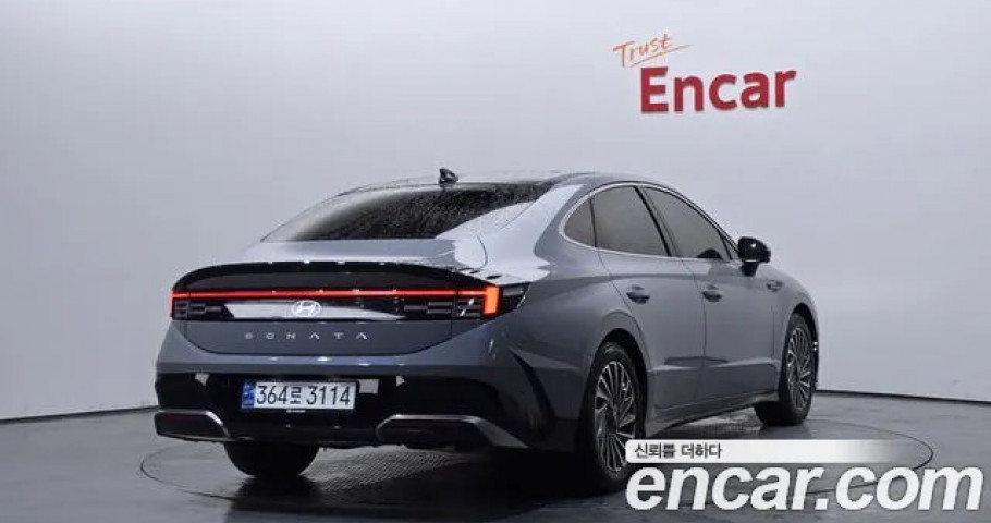 Hyundai Sonata 