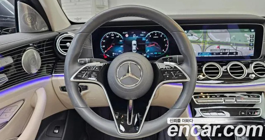 Mercedes-Benz E-Class 