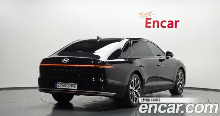 Hyundai Grandeur 