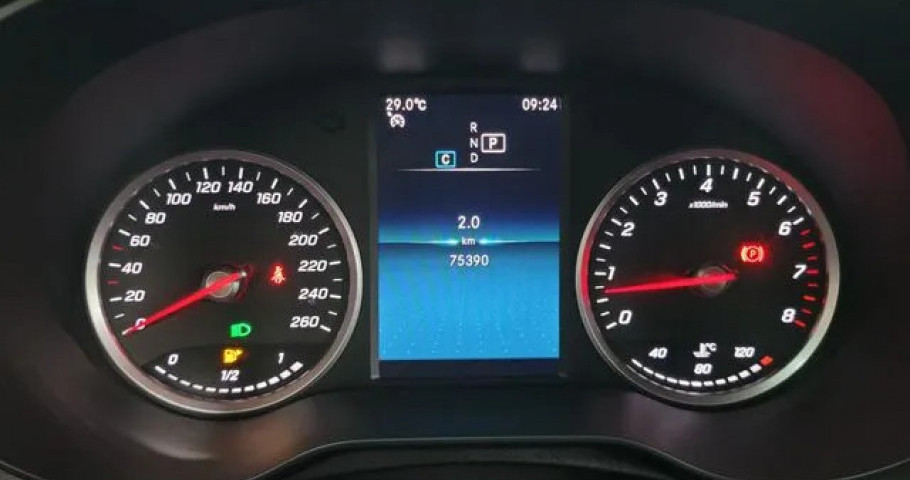 Mercedes-Benz C-Class 