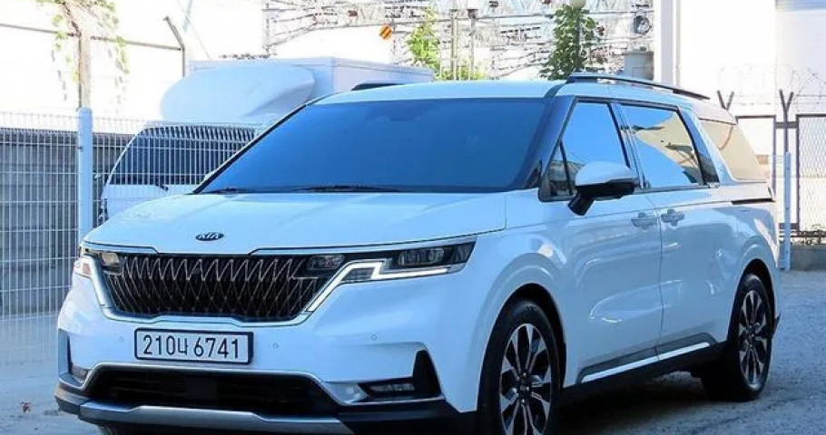 Kia Carnival 