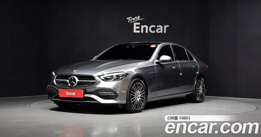 Mercedes-Benz C-Class 