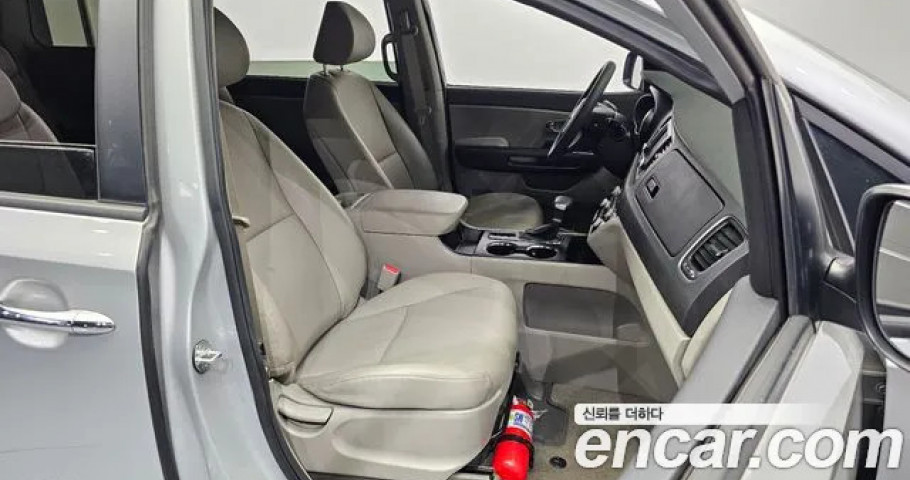 Kia Carnival 