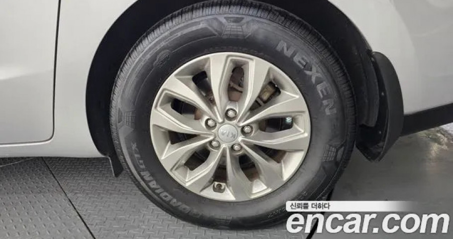 Kia Carnival 