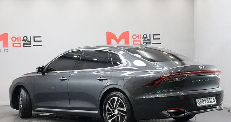 Hyundai Grandeur 