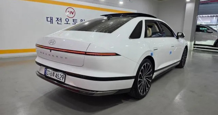 Hyundai Grandeur 