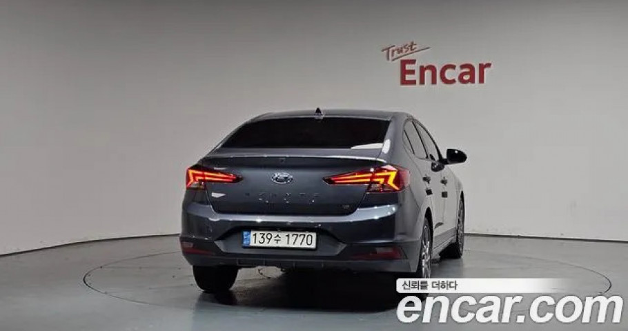 Hyundai Avante (Elantra) 