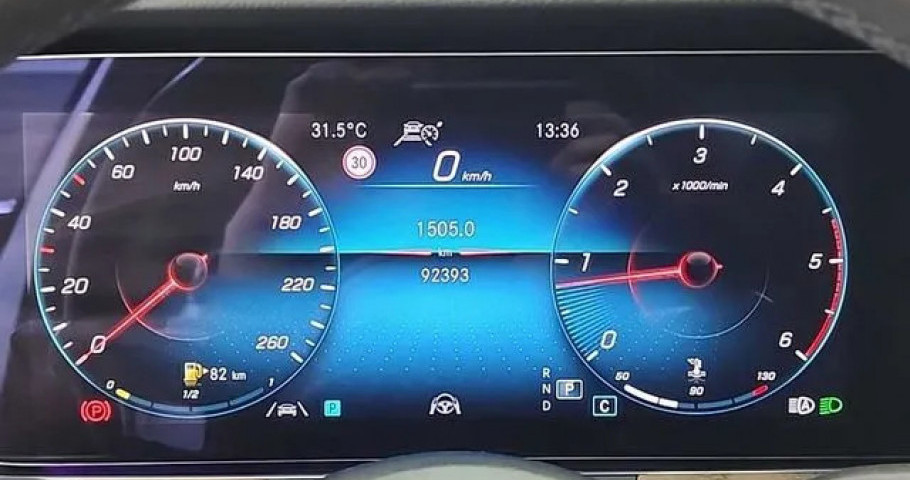 Mercedes-Benz E-Class 