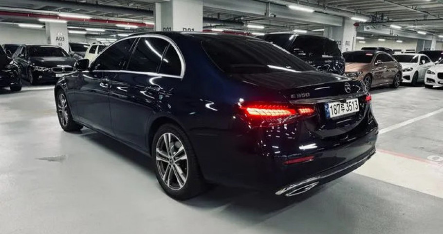 Mercedes-Benz E-Class 